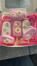 Vanilla floral cake popsicles